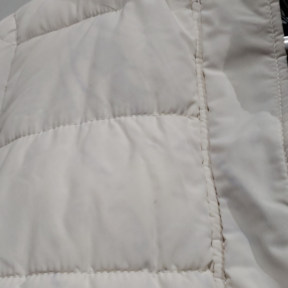 White Puffer Coat - Picture 8 of 8